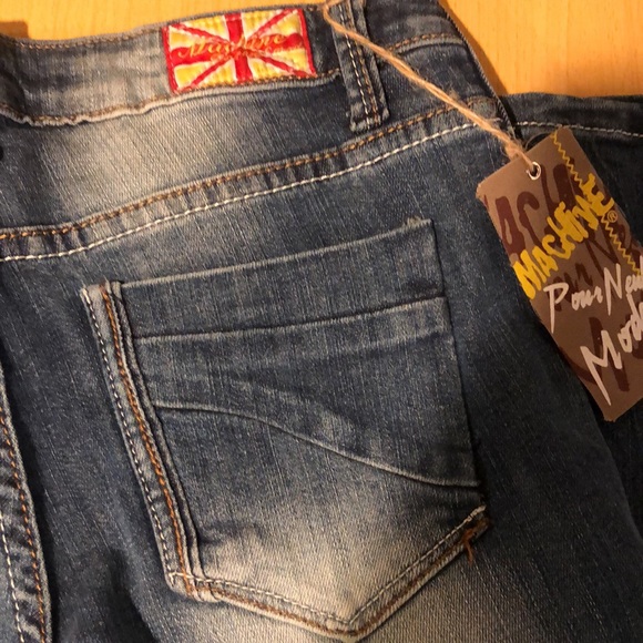 Super distressed Skinny Jean - Picture 7 of 10